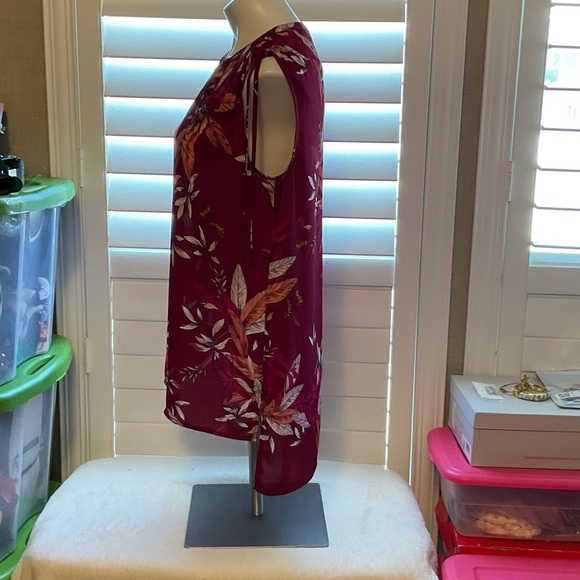 Worthington Burgundy Floral Blouse - Picture 5 of 7